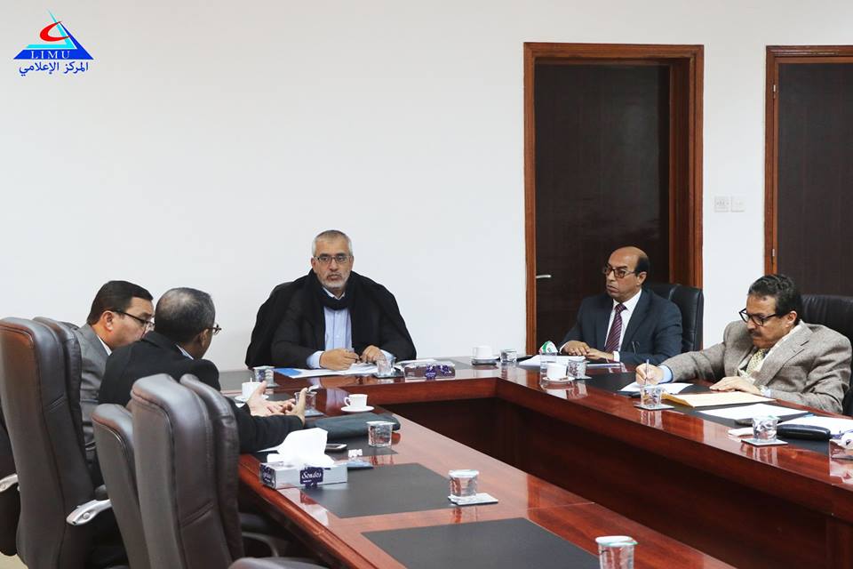 The Academic Council Holds Its Thirteenth Meeting 