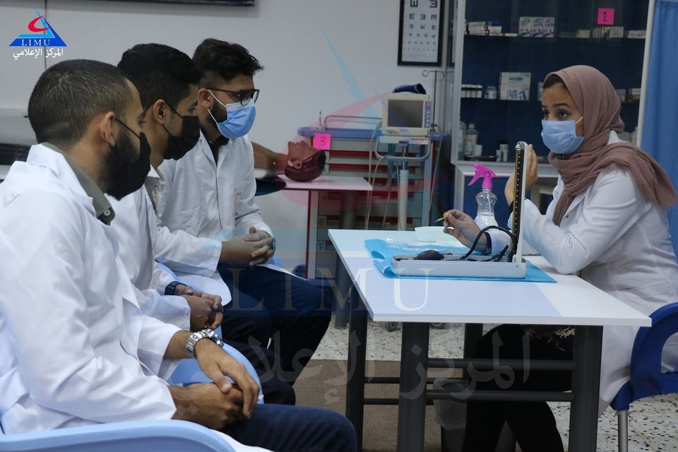 Second-year Students Of The Faculty Of Pharmacy And Clinical Skills (6)